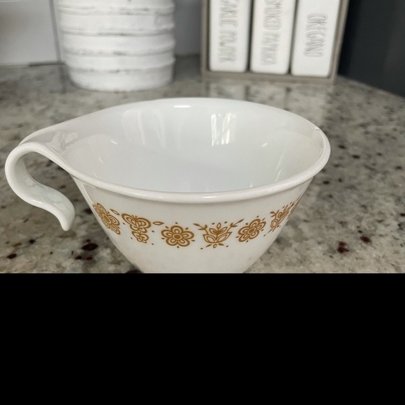 VINTAGE Corelle Butterfly Gold Coffee Tea Mugs - Picture 6 of 15